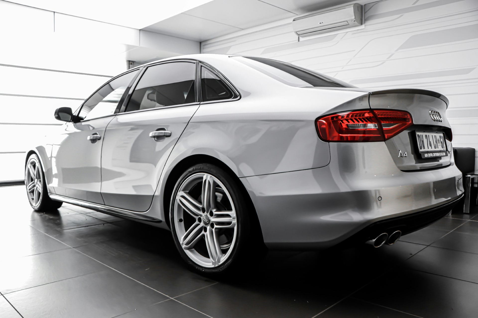 Audi A4